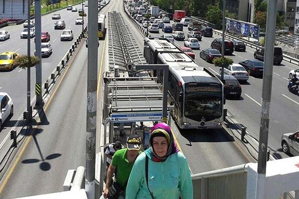 İETT'den nöbet meydanlarına ek sefer
