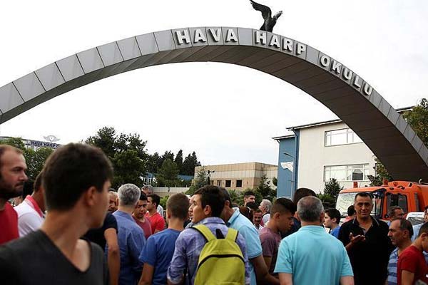 TSK'ya girişle ilgili sınavlar mercek altında