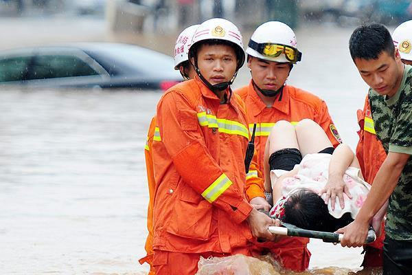 Çin'de ölü sayısı 130'a yükseldi