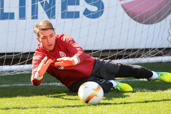 Muslera: Türk halkı en iyi cevabı verdi