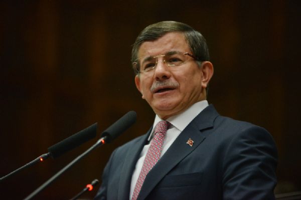Ahmet Davutoğlu’ndan 'Halil İnalcık' mesajı