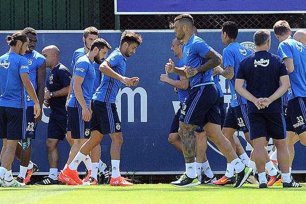 Fenerbahçe Monaco karşısında avantaj peşinde