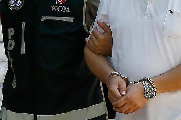 'Hipnozla işkence' raporunda gözaltı