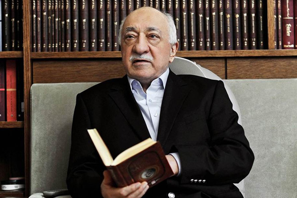 Gülen'in iadesi için ABD'de imza kampanyası