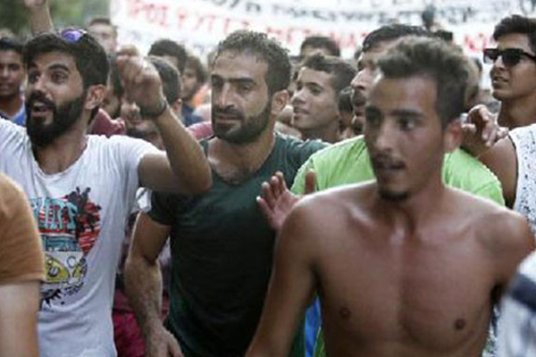 AB'den Türkiye'ye mülteci yardımı