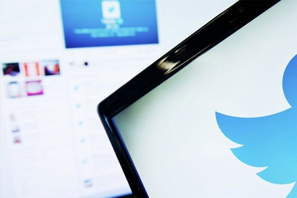 Darbeyi destekledikleri iddiasıyla 2 polis tutuklandı