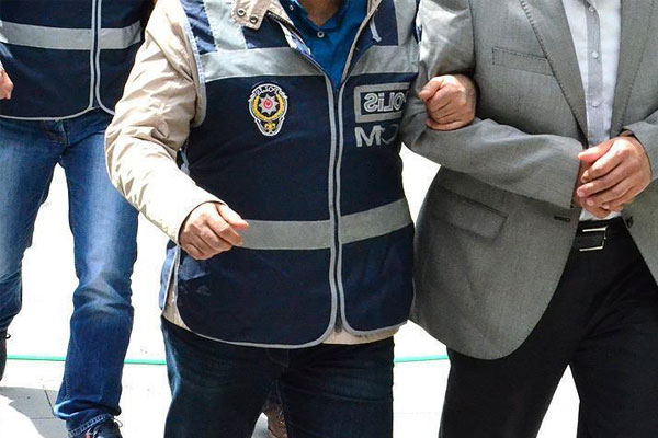 Bodrum'da 'FETÖ' bağlantılı 14 kişi tutuklandı