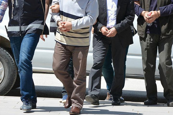 Diyarbakır merkezli 'FETÖ' soruşturması: 64 gözaltı