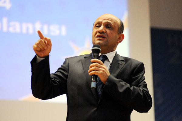 Milli Savunma Bakanı'ndan istifa eden orgenerallerle ilgili açıklama