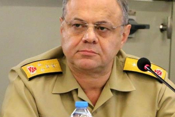 Oramiral Bülent Bostanoğlu polise sığındı