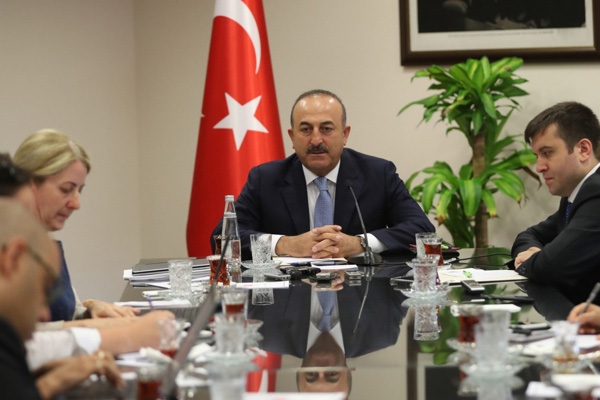 Çavuşoğlu'ndan gündeme yönelik açılamalar