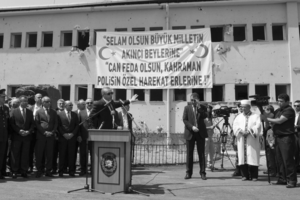 Erdoğan'dan 'muhataplarımız tutuklandı' diyen ABD'li generale: Sen kimsin!