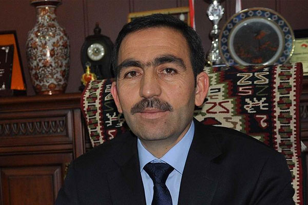 Hakkari Üniversitesi Rektörü adliyede sevk edildi