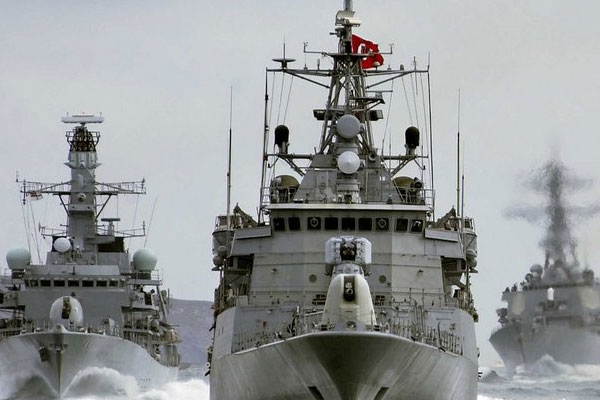‘Gemilerden ateş edin’ emri verilmiş