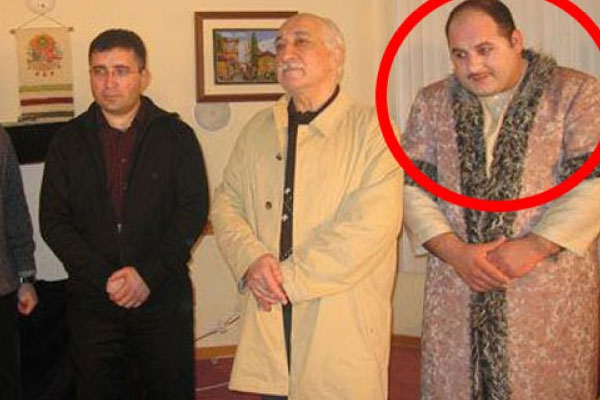 Gülen'in yanındaki ismin kim olduğu ortaya çıktı