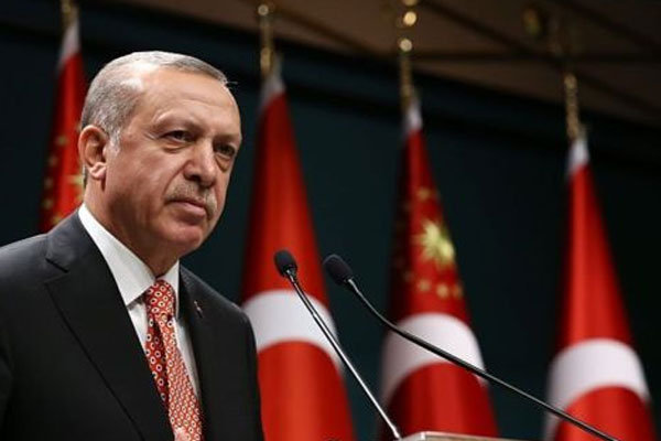 FT: Erdoğan'ın tasfiyeleri dışarıya uzandı