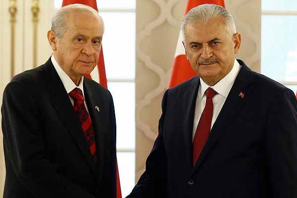 Başbakan Yıldırım, Bahçeli ile TBMM'de görüşecek
