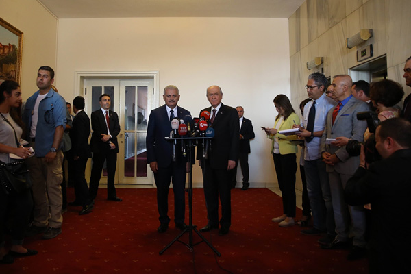 Yıldırım-Bahçeli görüşmesi sona erdi