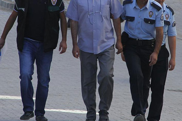 Sütçü İmam Üniversitesi'nde 40 gözaltı