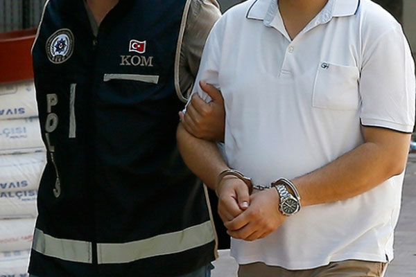 Gölbaşı'nda 14 asker tutuklandı