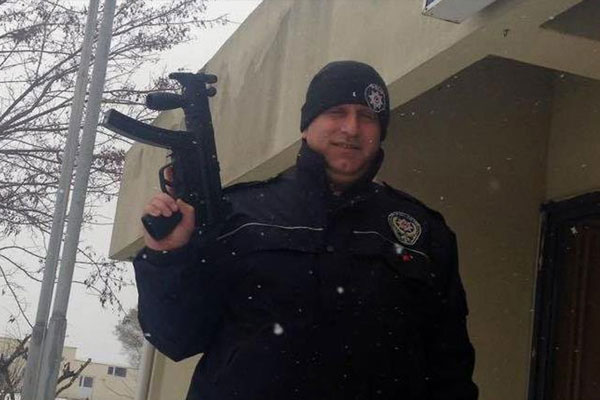 Bir polis daha intihar etti