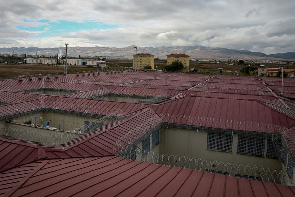 Ankara'da darbecilere Silivri'nin iki katı büyük hapishane