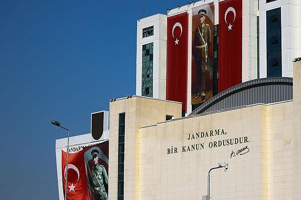 Jandarma Genel Komutanlığı'ndaki generallerin yerleri belirlendi