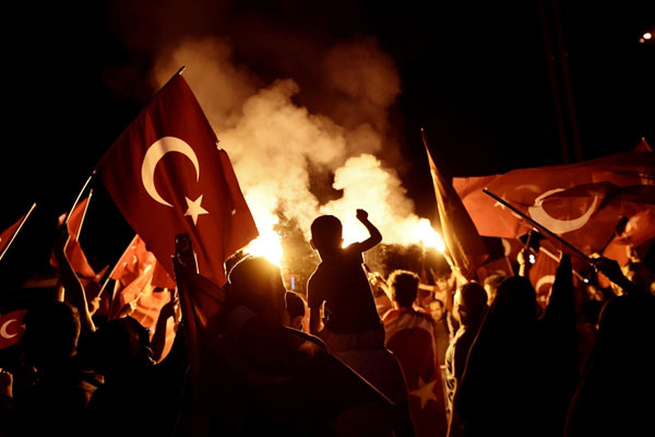 14 Ağustos için iddia üstüne iddia