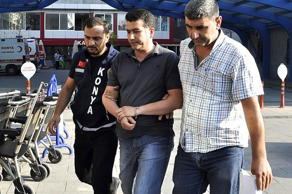 Konya'da 63 emniyet mensubu gözaltında