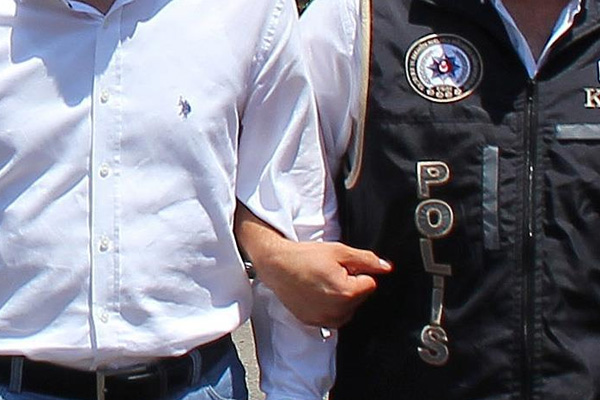 FETÖ lideri Gülen'in yeğeni tutuklandı