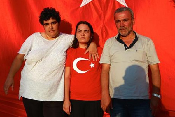 'Şehit düşmek için evden çıktım, oğluma nasip oldu'