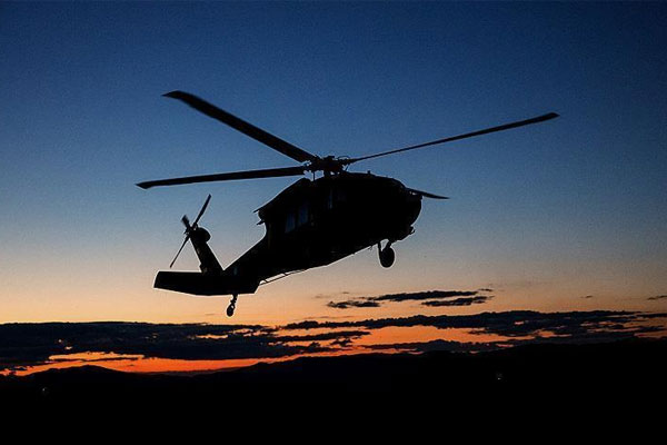 Pakistan helikopteri Afganistan'da düştü