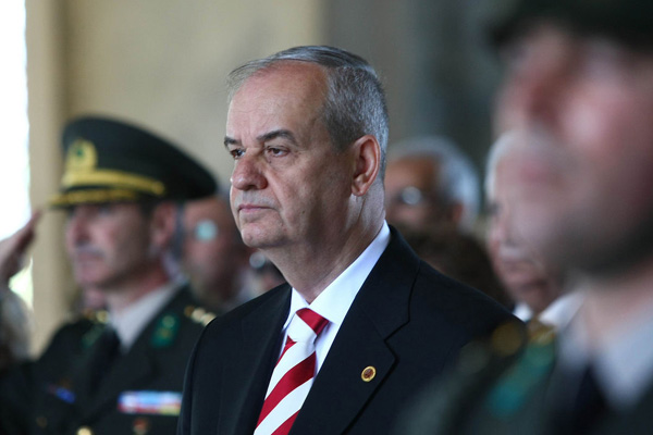 Başbuğ'dan kendi el yazısıyla açıklama