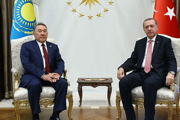 Kazakistan Cumhurbaşkanı FETÖ okulları hakkında konuştu