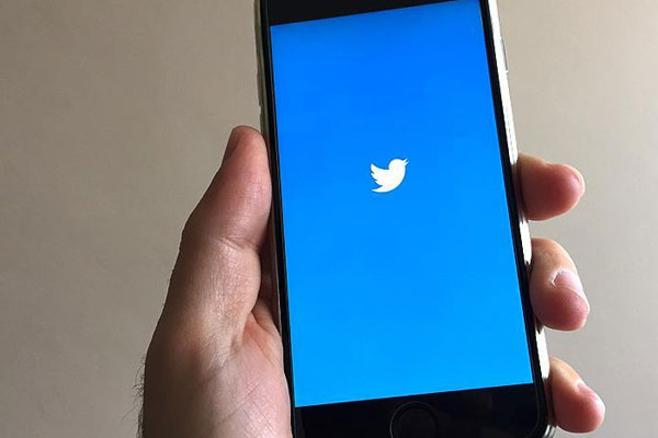 'Fuat Avni'nin takip ettiği öğrenci gözaltında