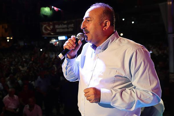Çavuşoğlu: ABD'de hukuk varsa FETÖ'yü bize verecek