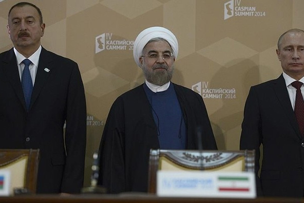 Putin, Ruhani ve Aliyev 'üçlü zirvede' buluşacak