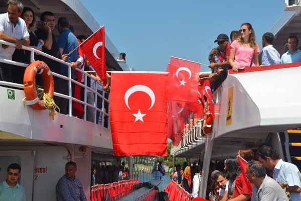 Teknelerle Yenikapı’ya