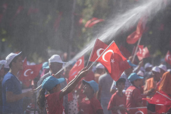 İstanbul'u yalnız bırakmadılar