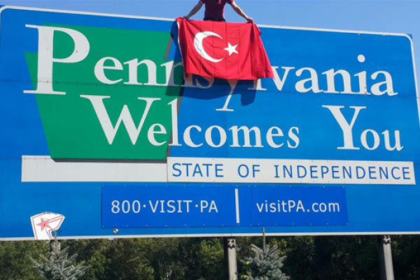 Pensilvanya'da Gülen'e mesaj bu kare ile verildi