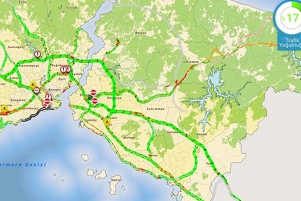 Milyonlar Yenikapı'ya akın etti, yollar boşaldı