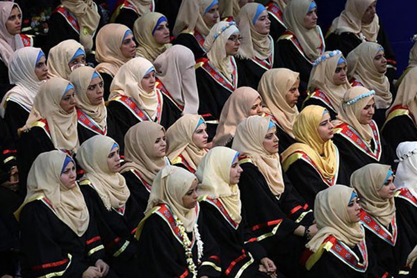 Gazze'de işitme engellilerin ilk üniversite mezuniyeti