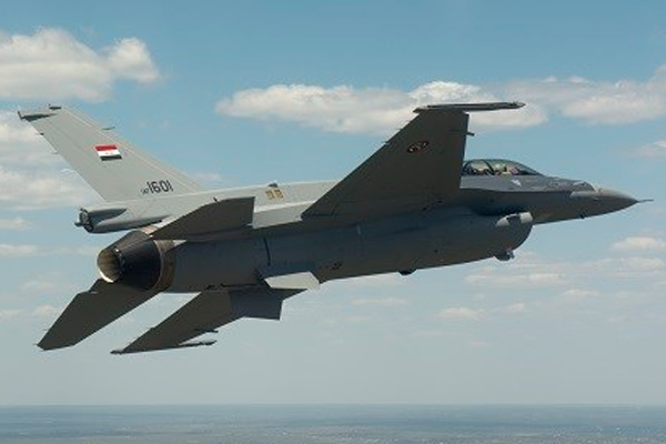 Irak, ABD'den dört F-16 teslim aldı