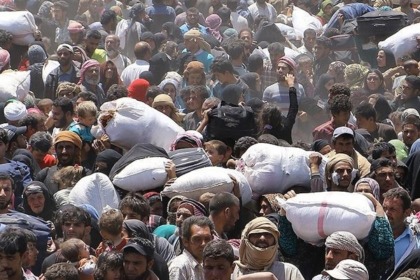 12 bin sığınmacıya vinç ve drone'larla yardım