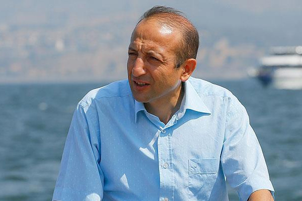 Erdoğan'ın Marmaris'te olduğunu öğrenince darbecileri geciktirdi