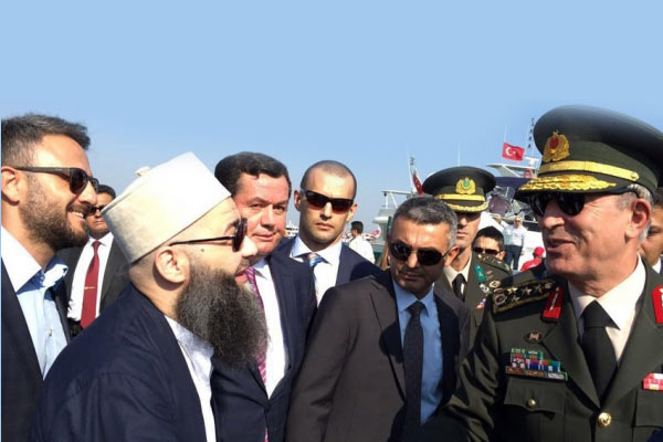 Cübbeli Ahmet Hoca, Akar ile fotoğrafını paylaştı