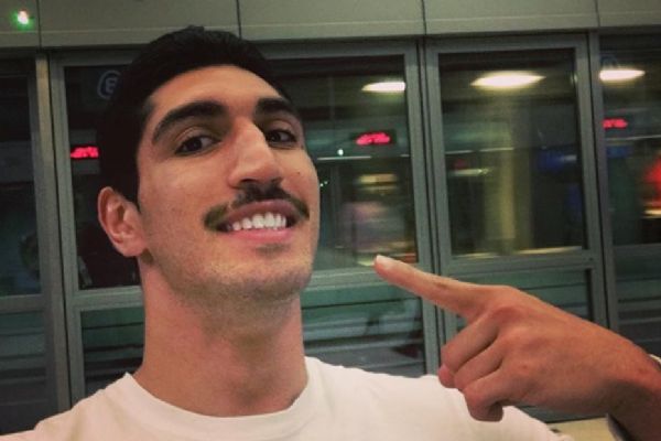 'Hocaefendi yolunda anam, babam feda olsun'