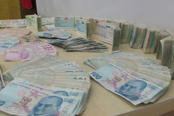 Gaziantep'te FETÖ'nün gizli kasası bulundu