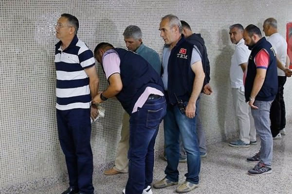 Yarbay, Cemaat'in evlilik yöntemlerini anlattı