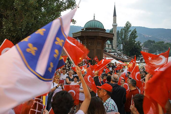 Balkan Müslümanları Türkiye için nöbette